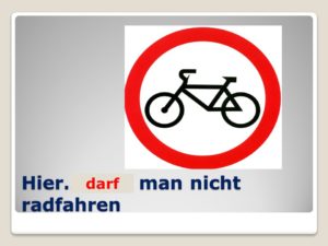 Hier…mannichtradfahren 300x225 - Verkehrszeichen